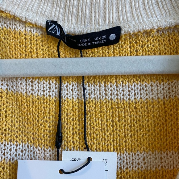 Zara sweater vest. - Picture 2 of 3